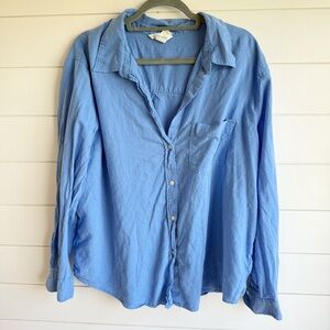 H&M linen blend blue button up top-xl